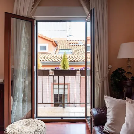 Centro Y Confort By Wehomes Apartment