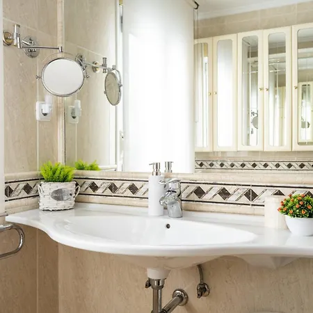 Centro Y Confort By Wehomes