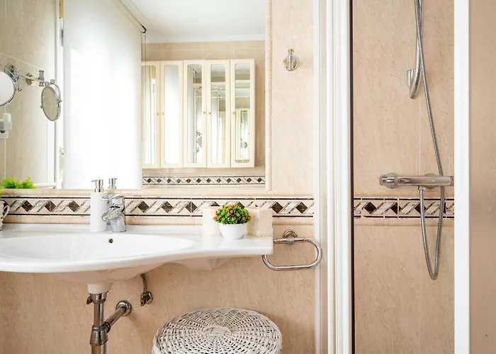 Apartment Centro Y Confort By Wehomes