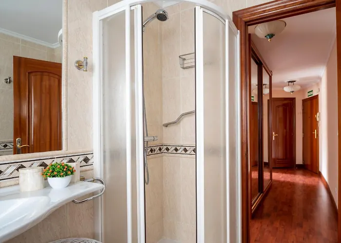 Centro Y Confort By Wehomes Apartment